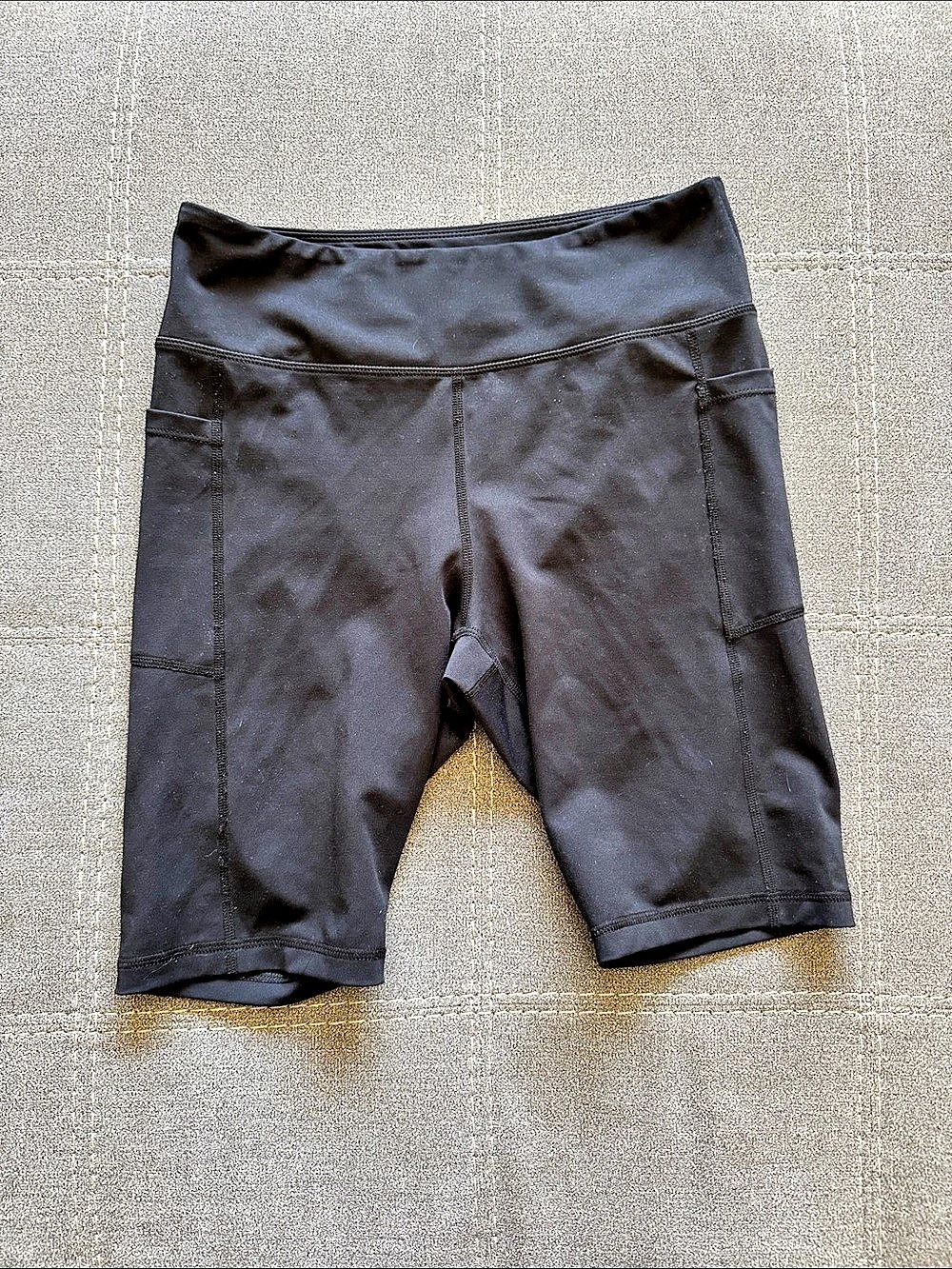 Zyia Active Light n Tight Pocket Shorts Black Medium